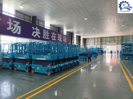 Xe Nâng Cấp Kéo Cắt